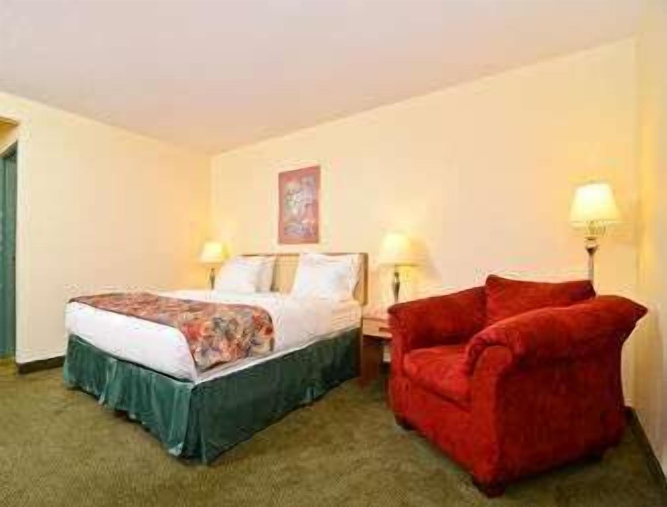 Baymont By Wyndham Decatur Hotel Luaran gambar