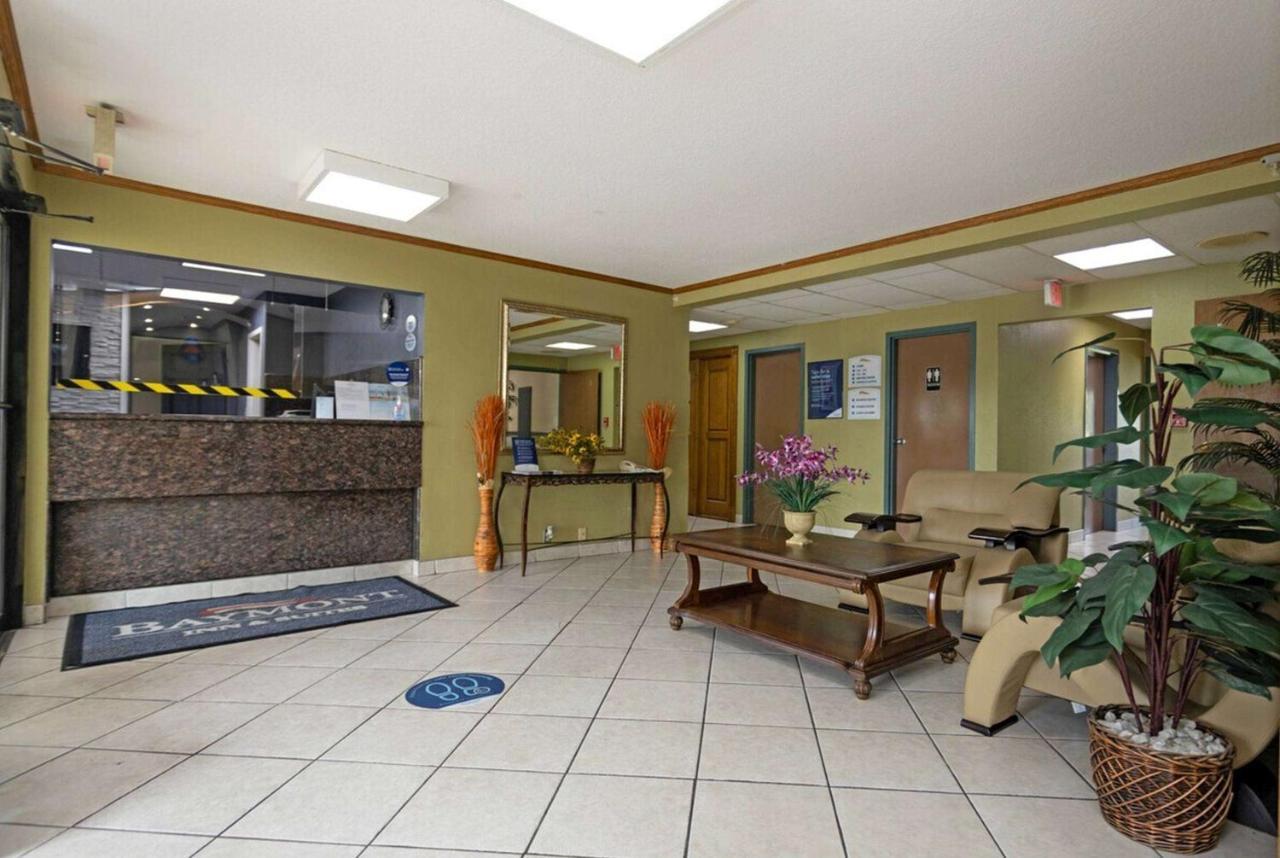Baymont By Wyndham Decatur Hotel Luaran gambar