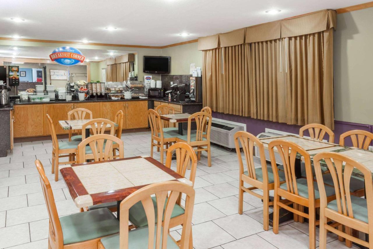 Baymont By Wyndham Decatur Hotel Luaran gambar