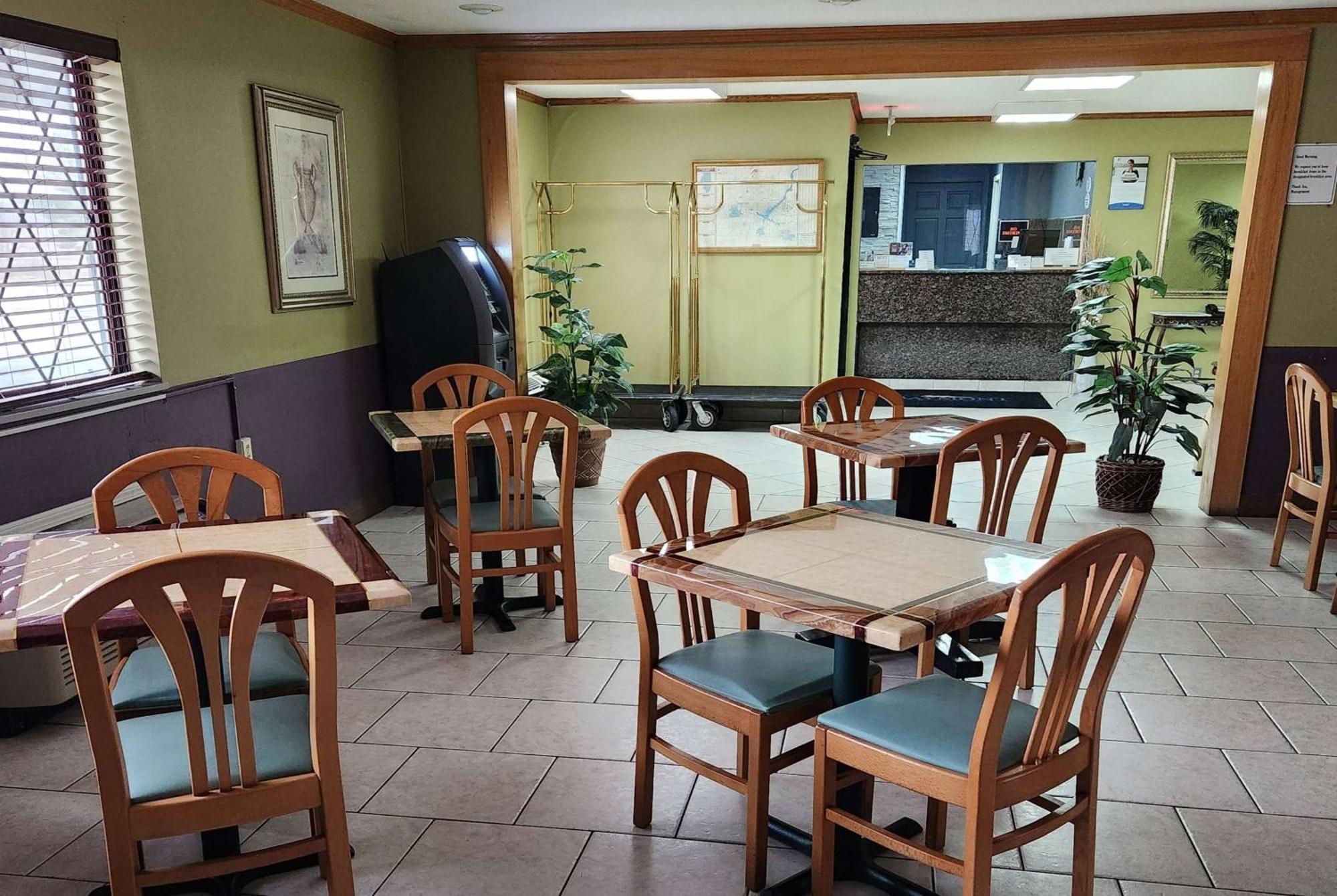 Baymont By Wyndham Decatur Hotel Luaran gambar