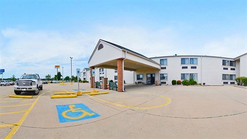 Baymont By Wyndham Decatur Hotel Luaran gambar